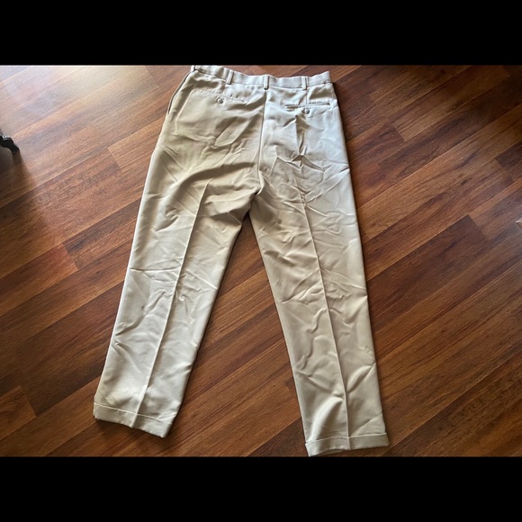 Croft and Barrow Pants 36x32 - Picture 2 of 9